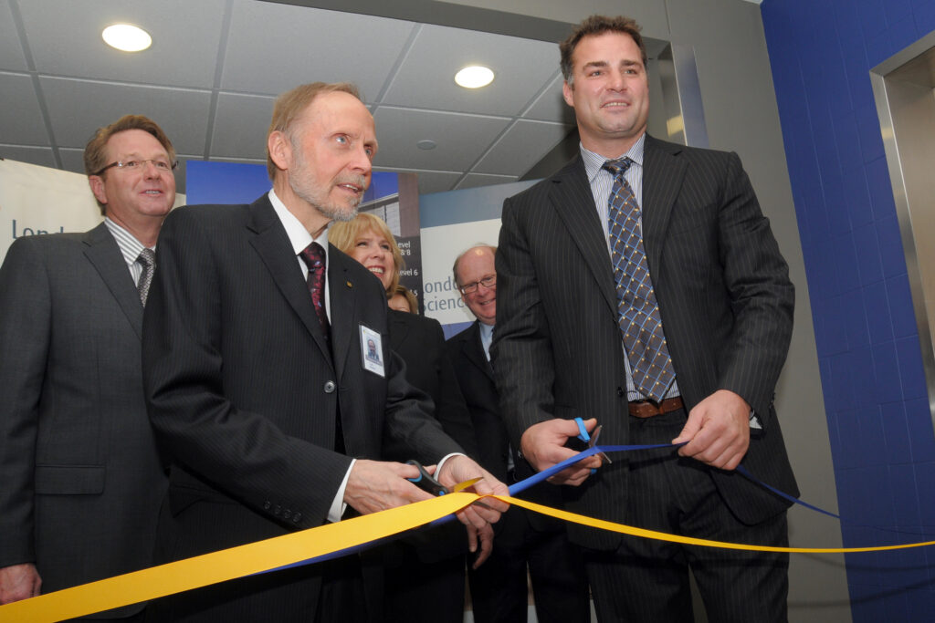 Ribbon cutting ceremony for the Lindros Legacy Research building in 2010. 