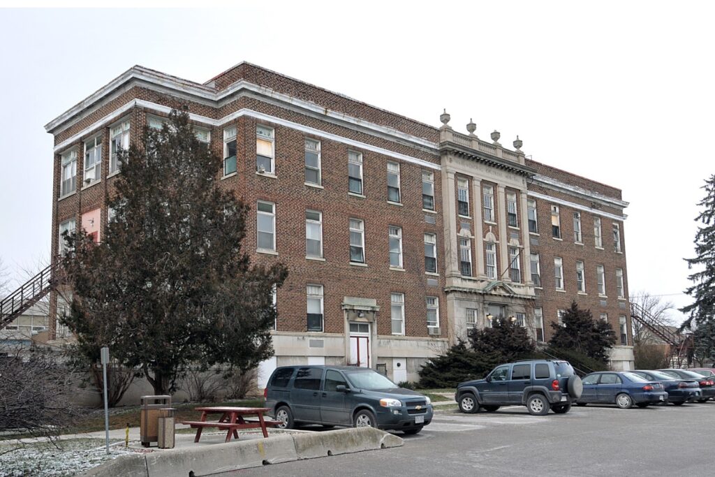 War Memorial Children’s Hospital exterior. 