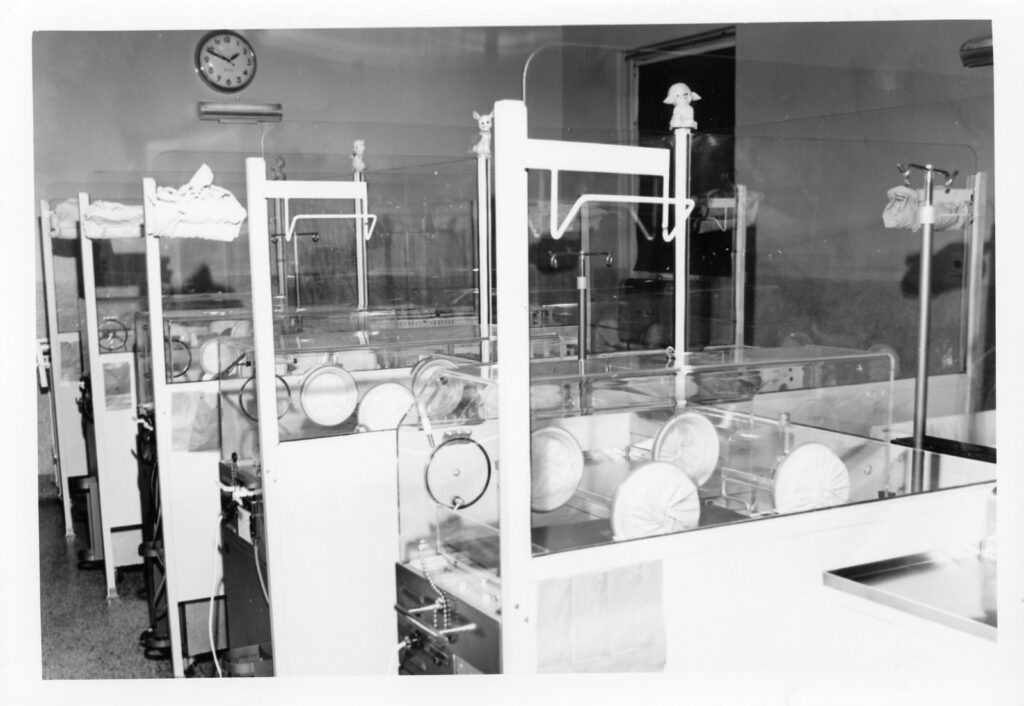 War Memorial Children’s Hospital premature nursery in 1965. 