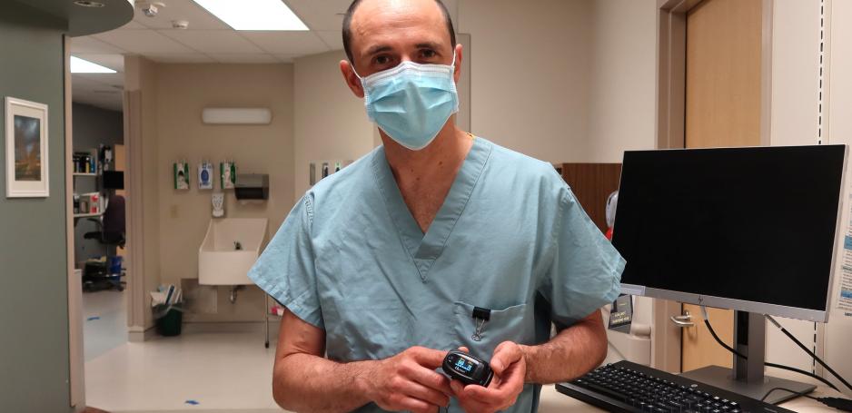 Blood oxygen monitor