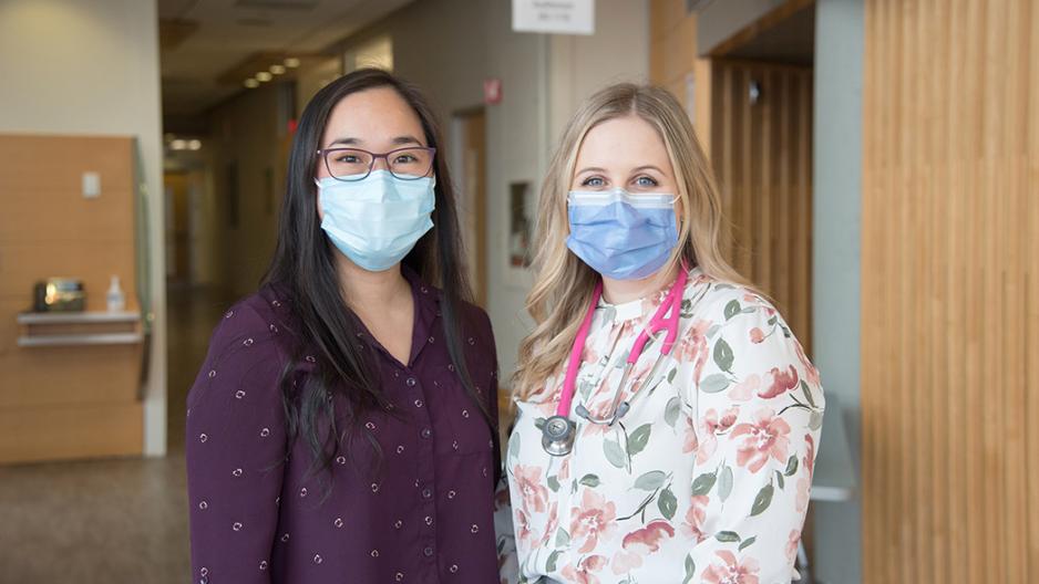 Image: Dr. Jessica Chen, PGY, Psychiatry and Dr. Melissa Chopcian, PGY, Medicine