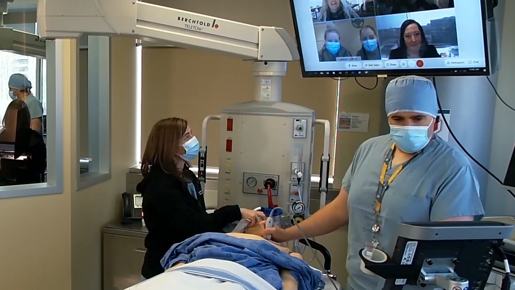 The team at LHSC’s CSTAR facility test the new virtual simulation technology they are developing