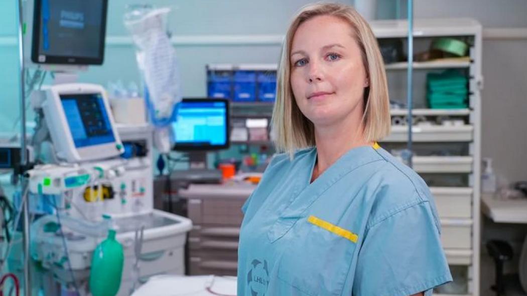 Jillian Holbrough, the centre's clinical manager, initially hestiated at the idea of a stripped-down operating room. Then, she says she and the rest of the tam got on board (Turgut Yeter/CBC)