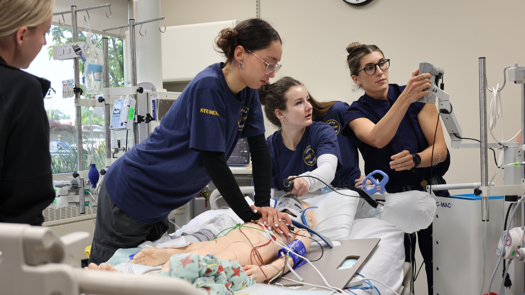 The students run through a simulation in the Paediatric Critical Care Unit (PCCU) where they practiced CPR, respiratory support and what to do when a patient’s condition worsens.
