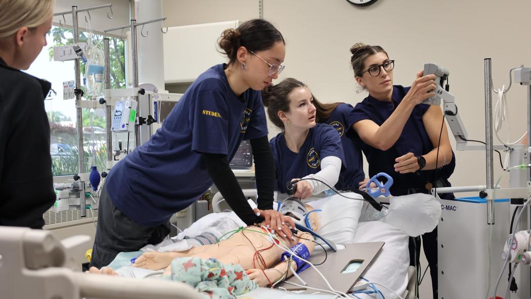 The students run through a simulation in the Paediatric Critical Care Unit (PCCU) where they practiced CPR, respiratory support and what to do when a patient’s condition worsens.